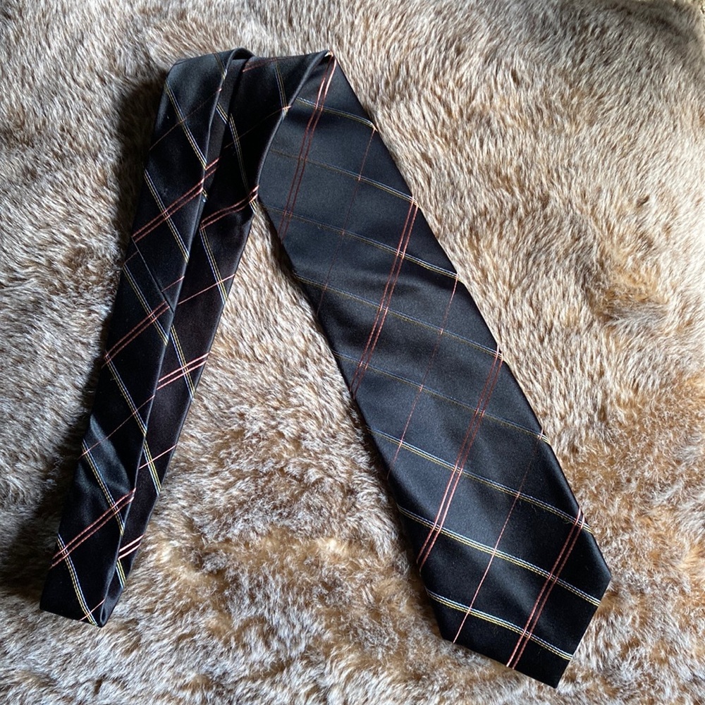 Claiborne Silk Designer Black Silk Tie